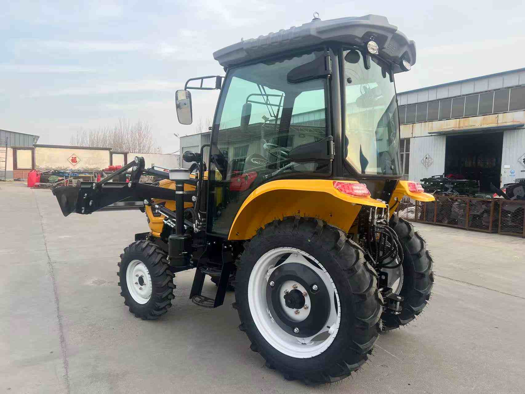 Agriculture Farming Certificate - Trattore agricolo 4X4 da 50-120 CV